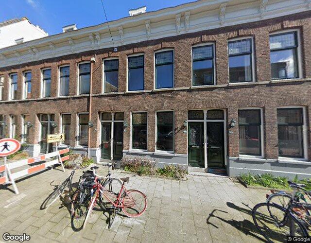 Drievriende. 8-A