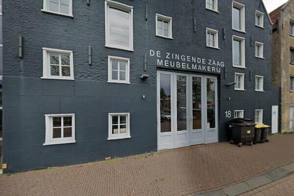 Govert van. 18-D