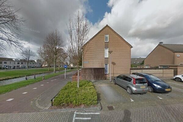 Jeltje de B. 13