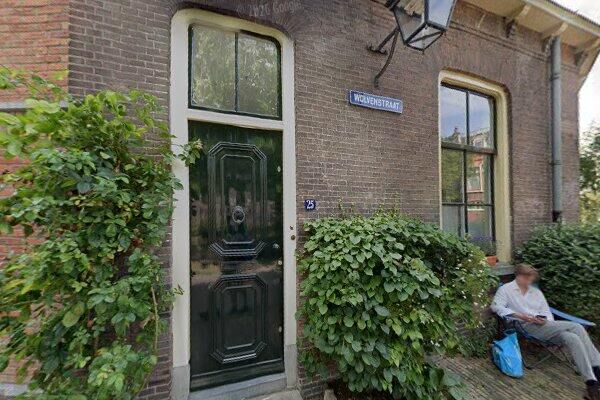 Wolvenstraat 25