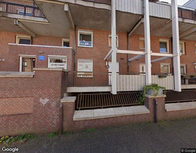 Binnen de V. 21