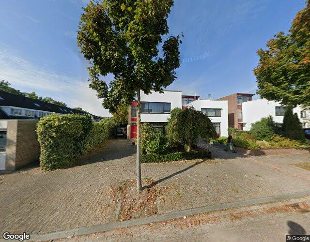 Middenhofstraat 21