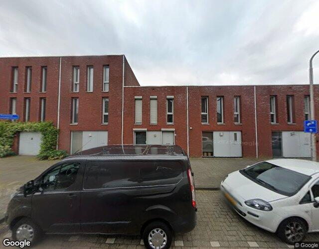 Professor Kernkampstraat 4