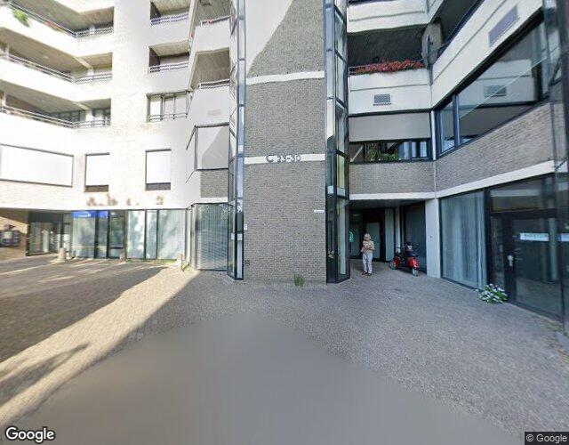 Den Biest 32
