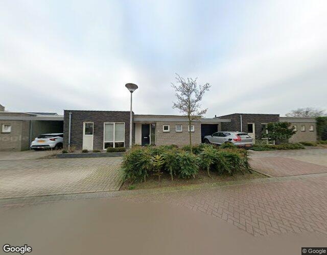 Karmijn 8