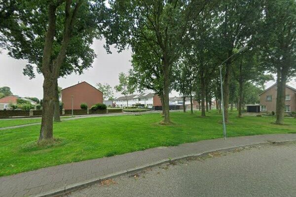 Voeghoutens. 76