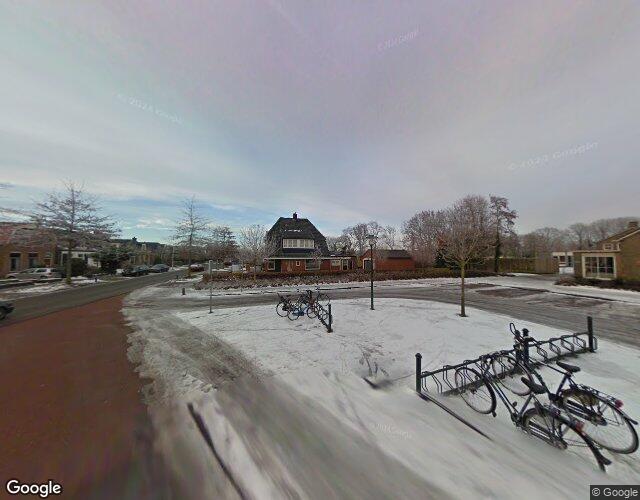 Stationsweg 28